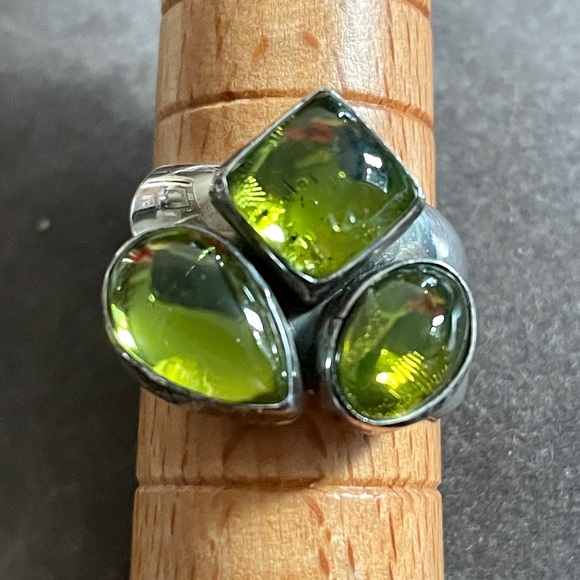 PERIDOT Native American Ring - Picture 5 of 12